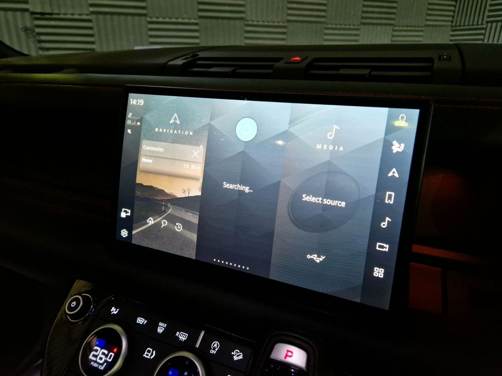 Used Land Rover Defender 2023 for sale - 76973272: Photo 15