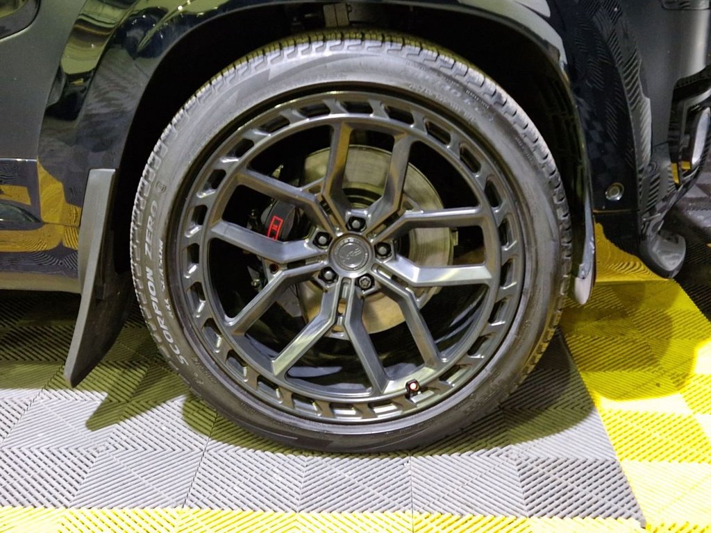 Used Land Rover Defender 2023 for sale - 76973272: Photo 30