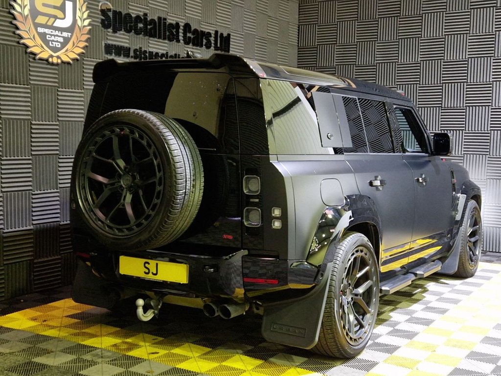 Used Land Rover Defender 2023 for sale - 76973272: Photo 32