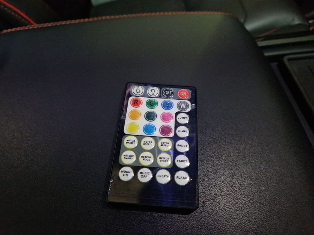 Used Land Rover Defender 2023 for sale - 76973272: Photo 9