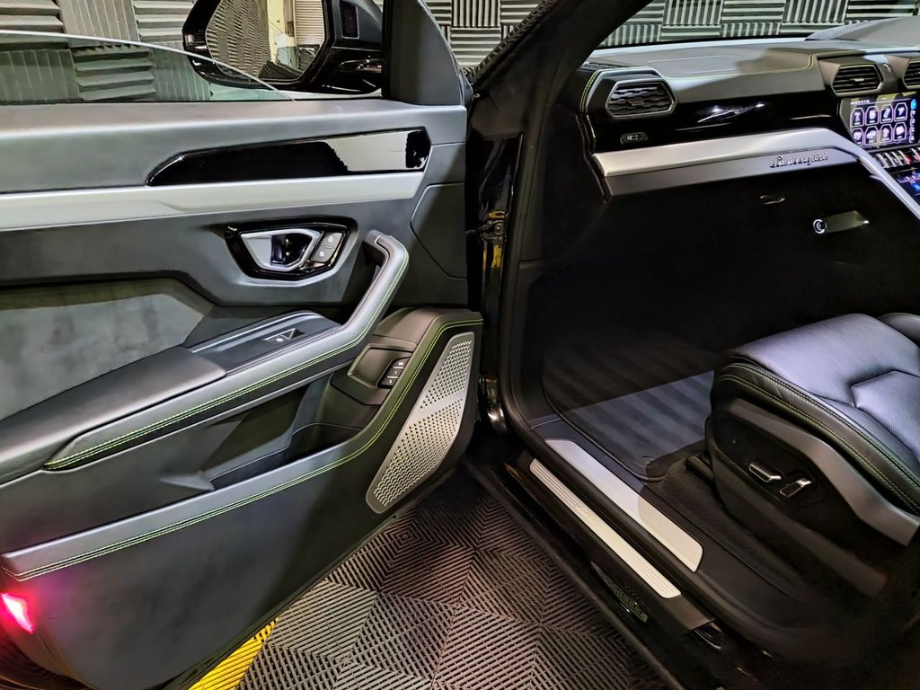 Used Lamborghini Urus 2019 for sale - 76210805: Photo 11