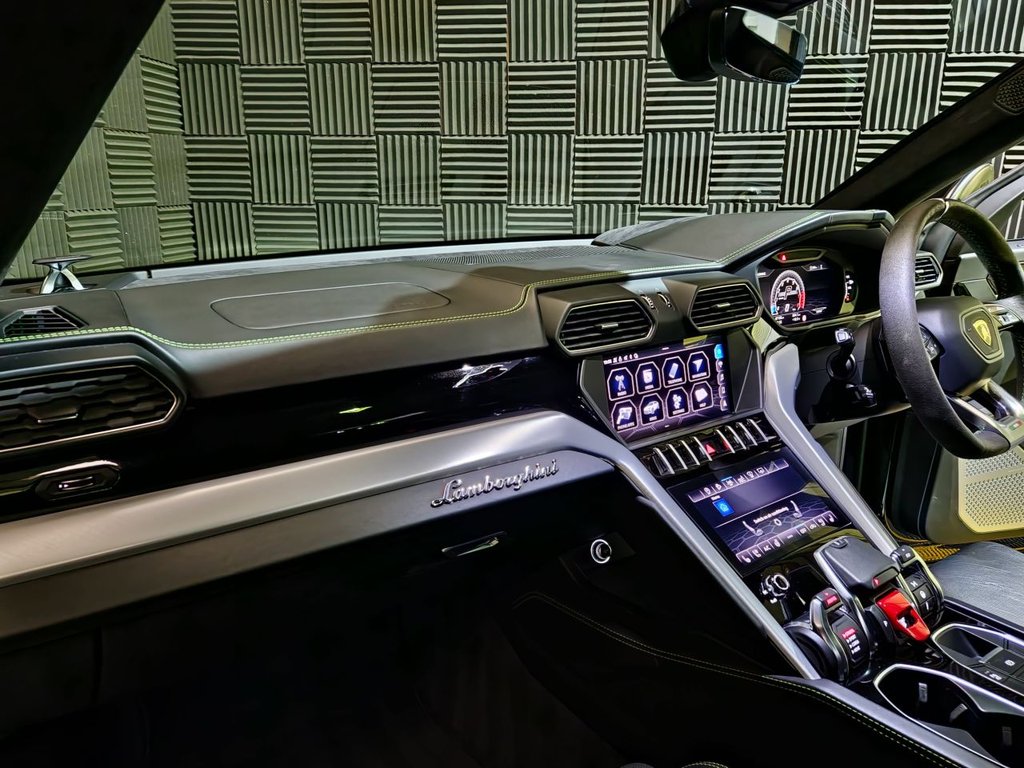 Used Lamborghini Urus 2019 for sale - 76210805: Photo 14