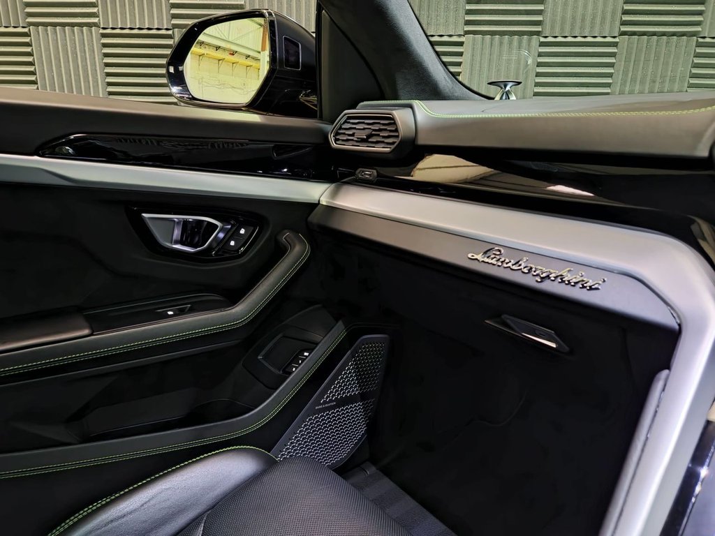 Used Lamborghini Urus 2019 for sale - 76210805: Photo 18