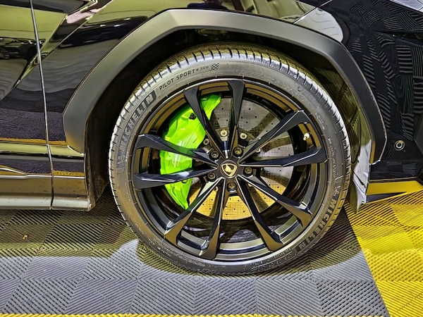 Used Lamborghini Urus 2019 for sale - 76210805: Photo 31