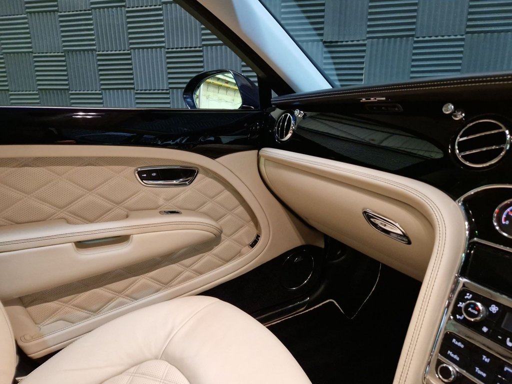 Used Bentley Mulsanne 2014 for sale - 76604816: Photo 17