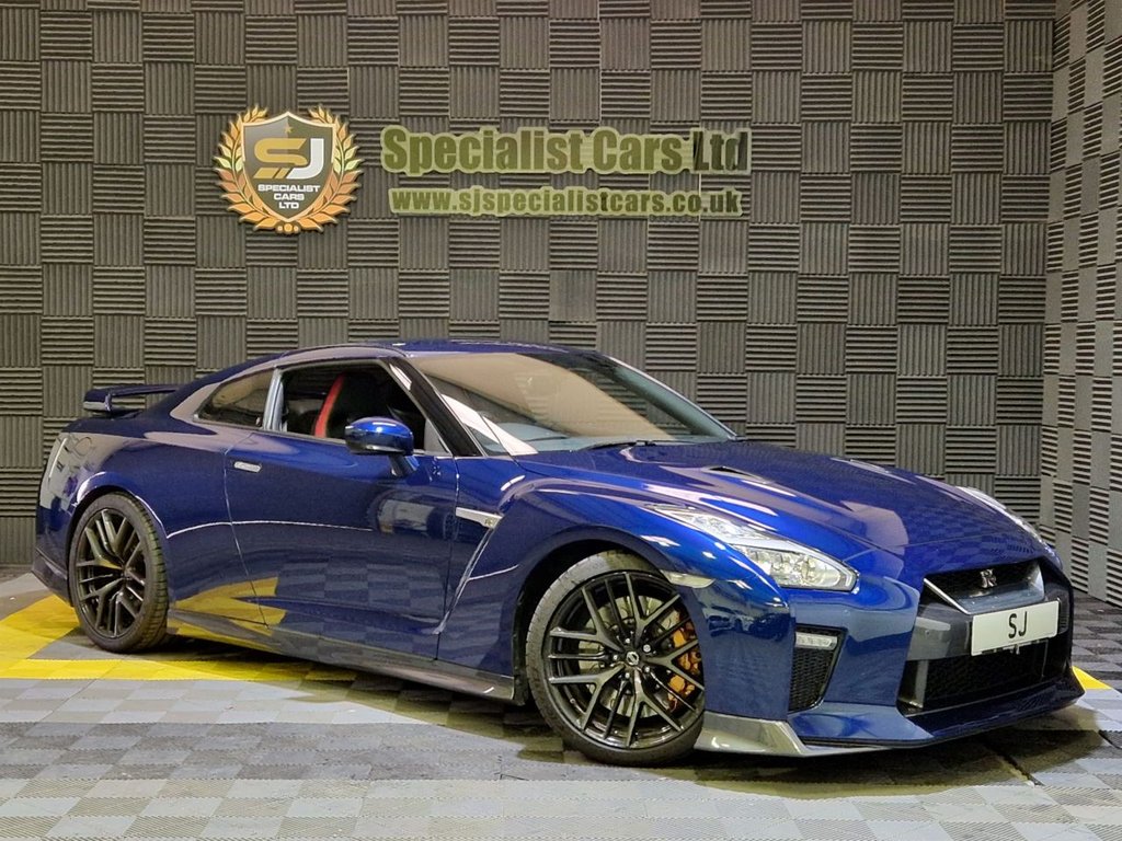 Used Nissan GT-R 2017 for sale - 76304139: Photo 1
