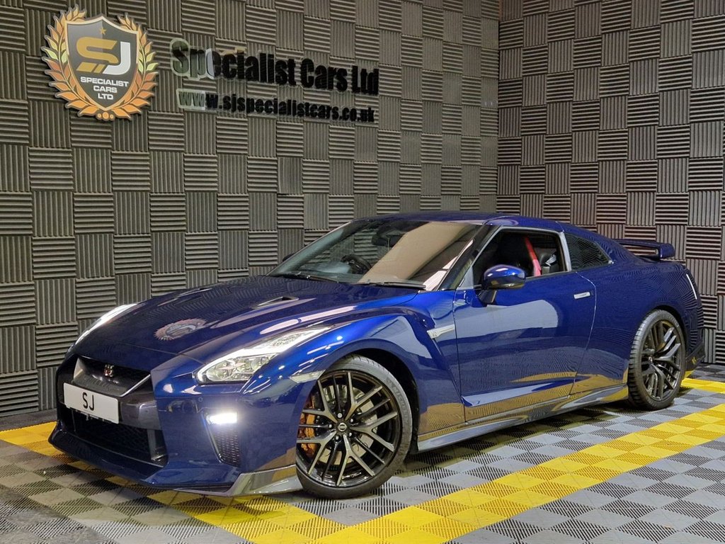 Used Nissan GT-R 2017 for sale - 76304139: Photo 14