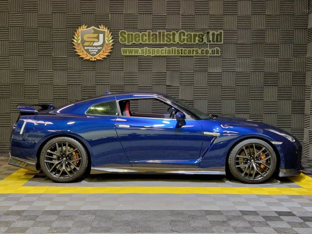 Used Nissan GT-R 2017 for sale - 76304139: Photo 18