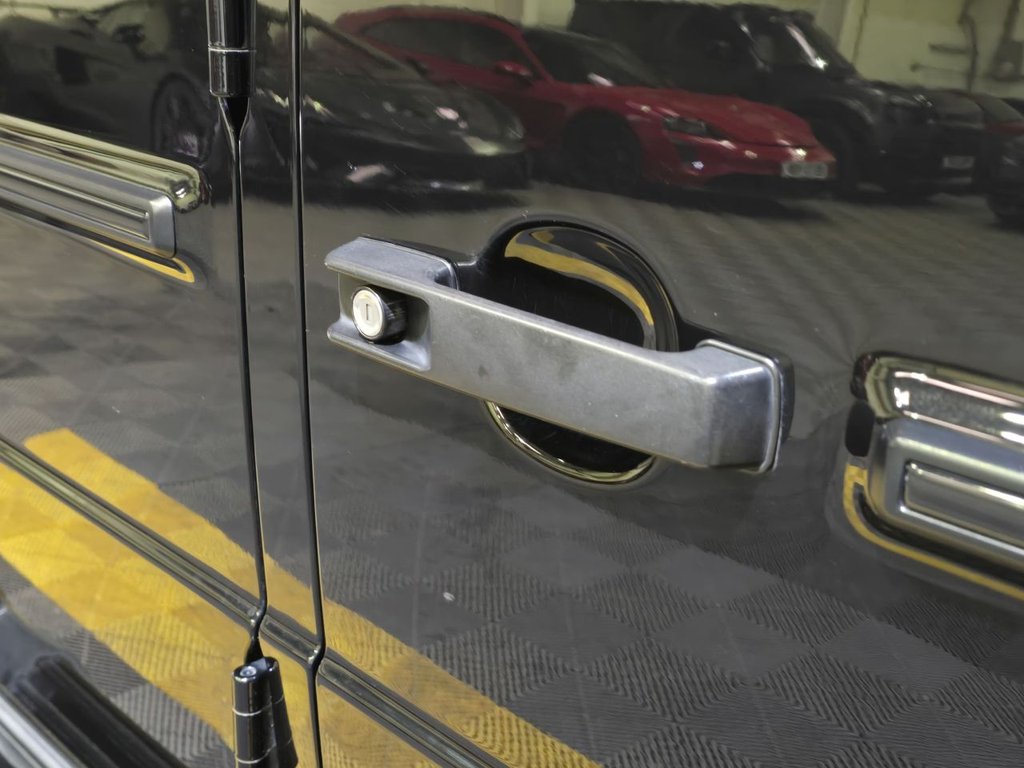 Used Mercedes-Benz G Class 2018 for sale - 77991015: Photo 30