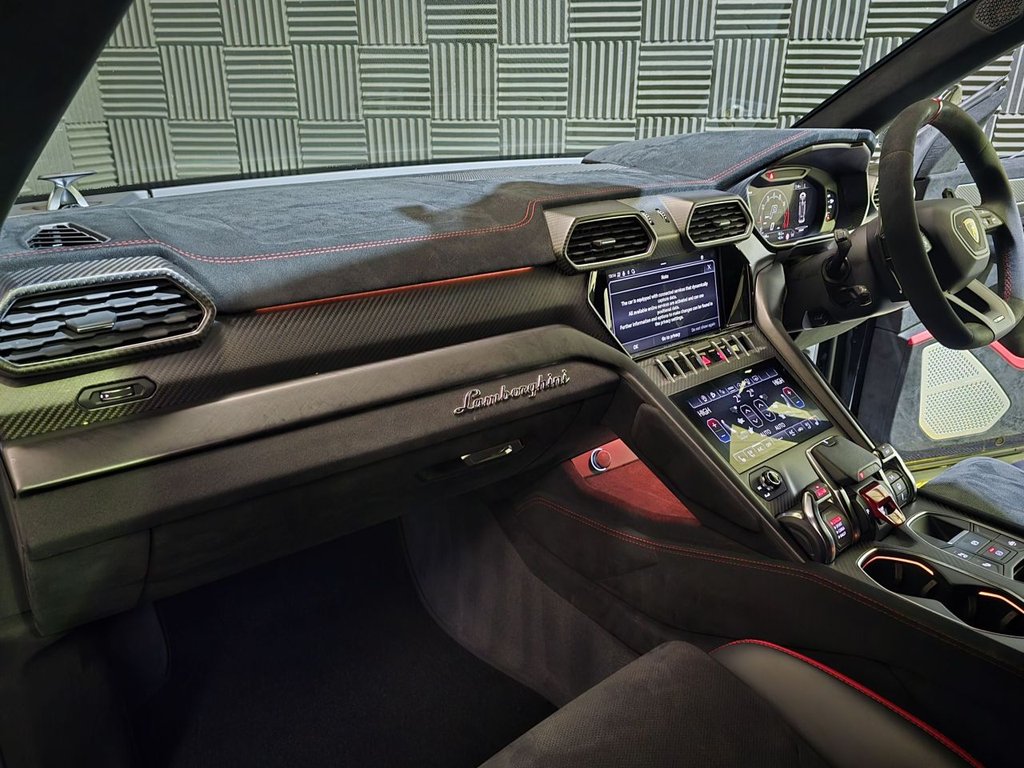 Used Lamborghini Urus 2023 for sale - 77355925: Photo 12