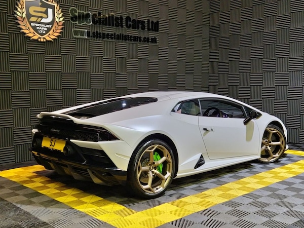 Used Lamborghini Huracan 2021 for sale - 75171691: Photo 24