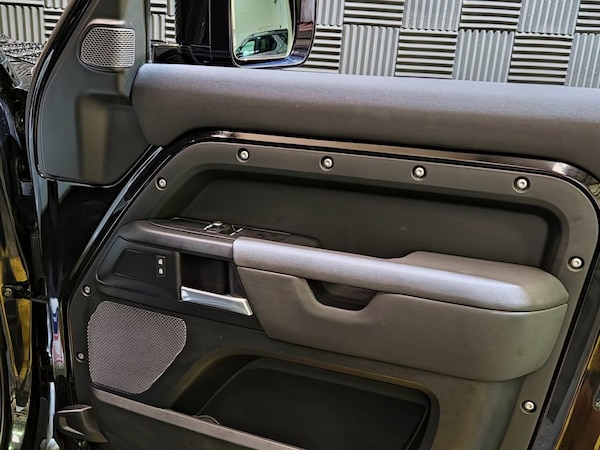 Used Land Rover Defender 2021 for sale - 74517046: Photo 29