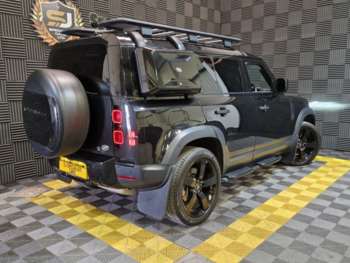 Used Land Rover Defender 2021 for sale - 74517046: Photo