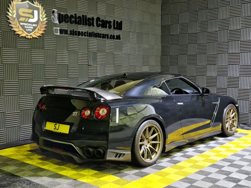 Used Nissan GT-R 2017 for sale - 76558988: Photo 26