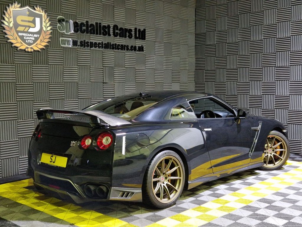 Used Nissan GT-R 2017 for sale - 76558988: Photo 27