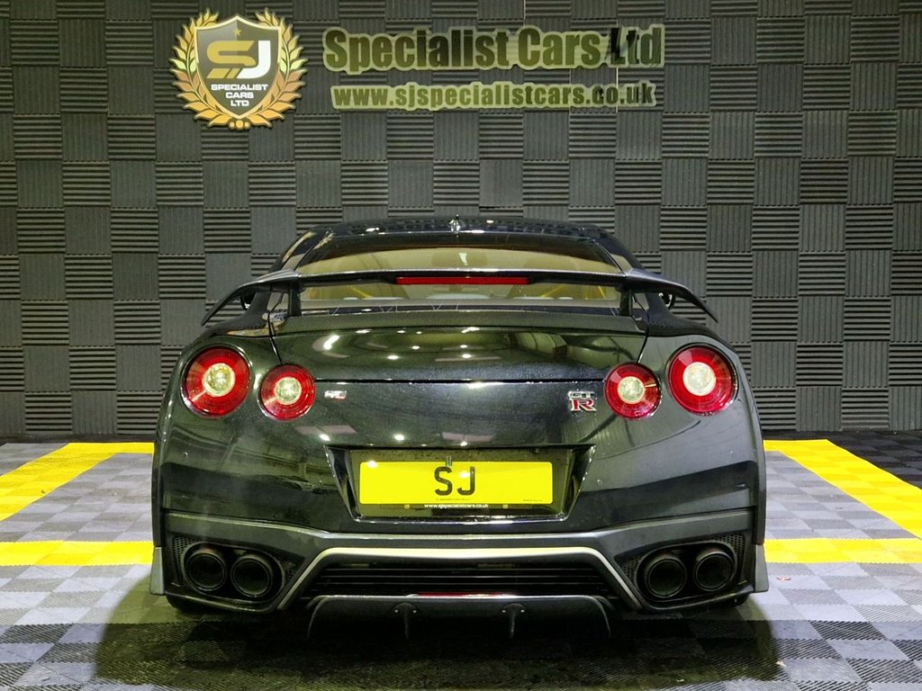 Used Nissan GT-R 2017 for sale - 76558988: Photo 5