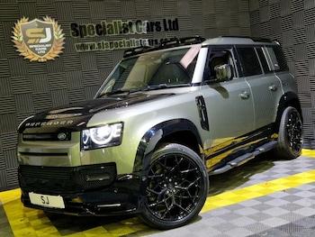 Used Land Rover Defender 2023 for sale - 76724913: Photo