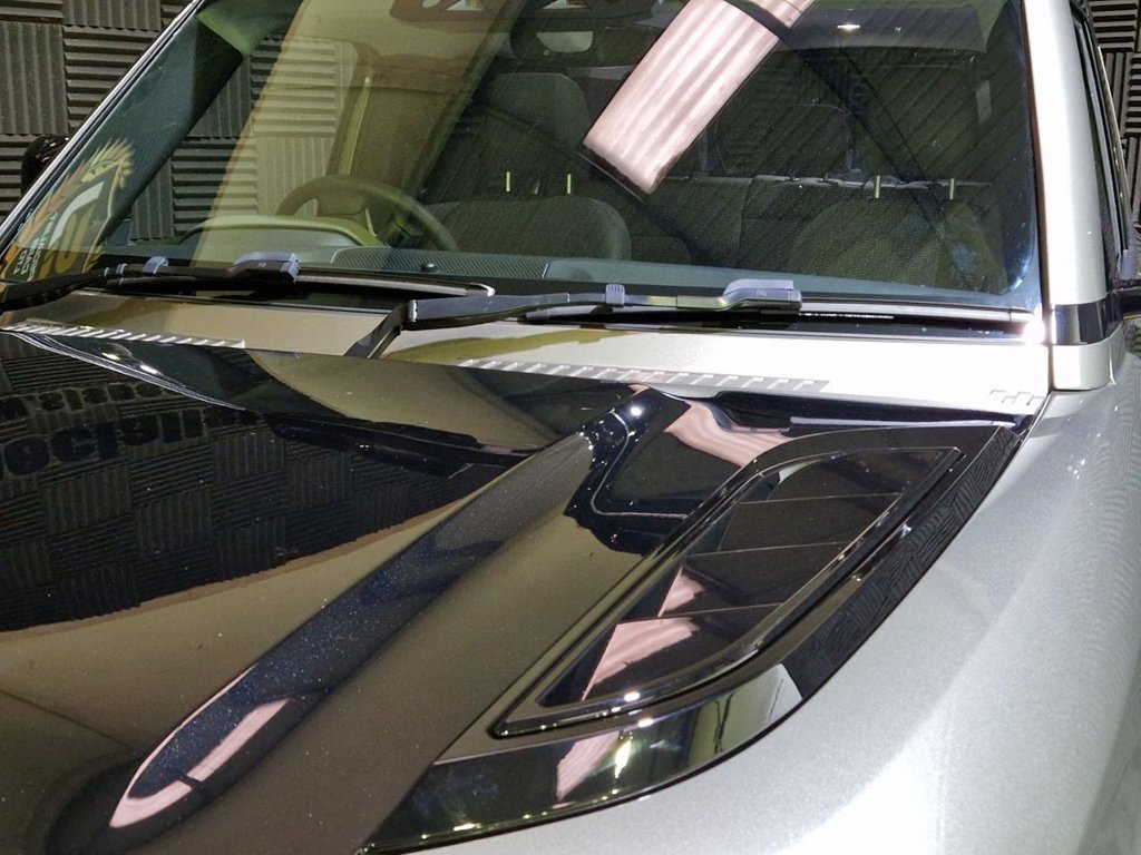 Used Land Rover Defender 2023 for sale - 76724913: Photo 5