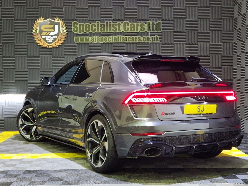 Used Audi RS Q8 2021 for sale - 76345441: Photo 9