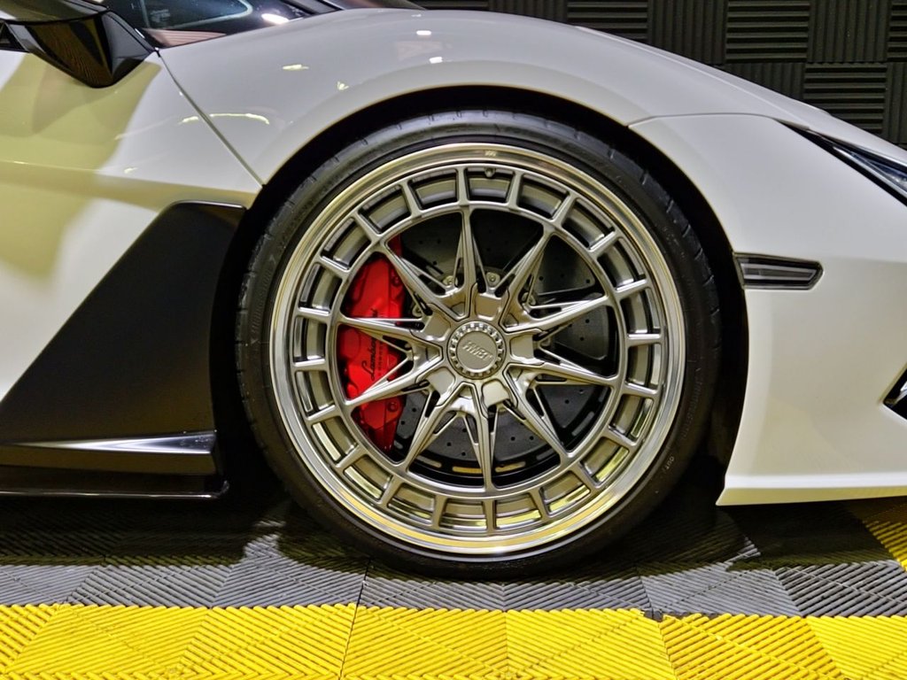 Used Lamborghini Revuelto 2024 for sale - 77250083: Photo 22