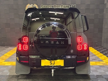Used Land Rover Defender 2021 for sale - 79518527: Photo