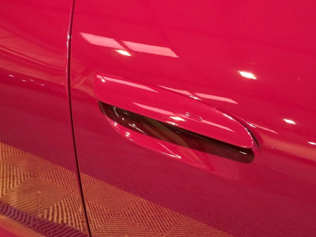 Used Porsche Taycan 2023 for sale - 77276054: Photo 24