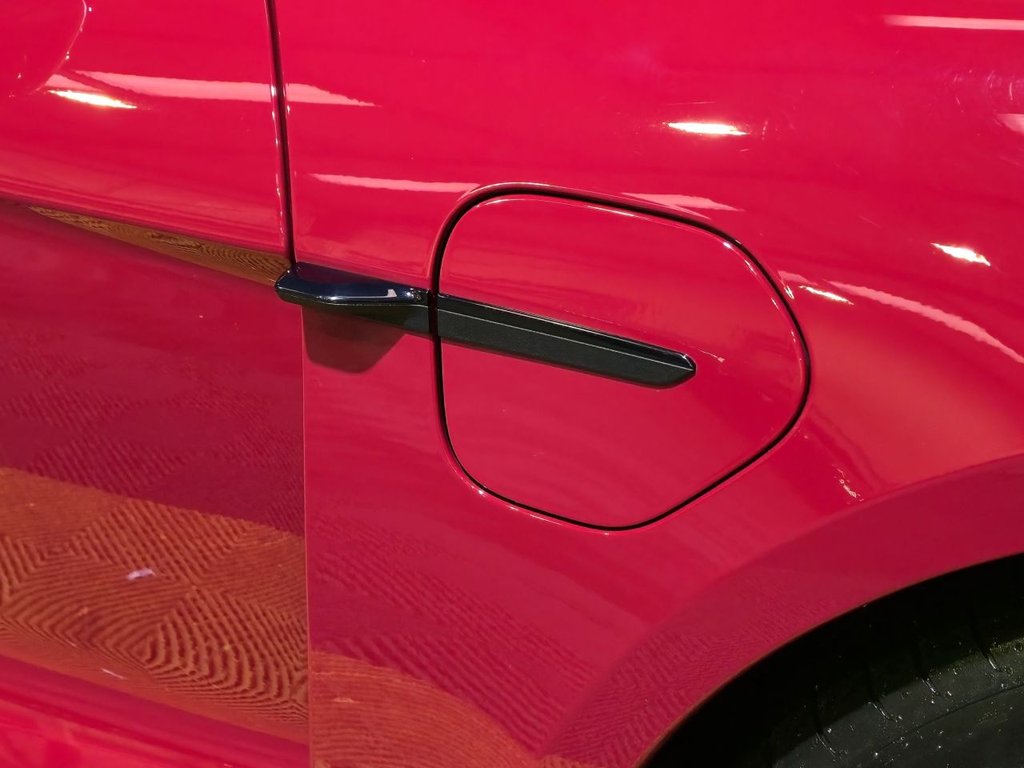 Used Porsche Taycan 2023 for sale - 77276054: Photo 28