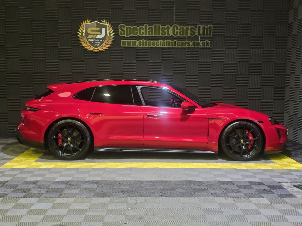 Used Porsche Taycan 2023 for sale - 77276054: Photo 30