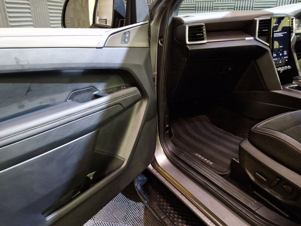 Used Volkswagen Amarok 2023 for sale - 76333957: Photo 9