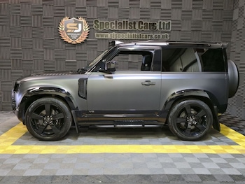 Used Land Rover Defender 2022 for sale - 78996034: Photo