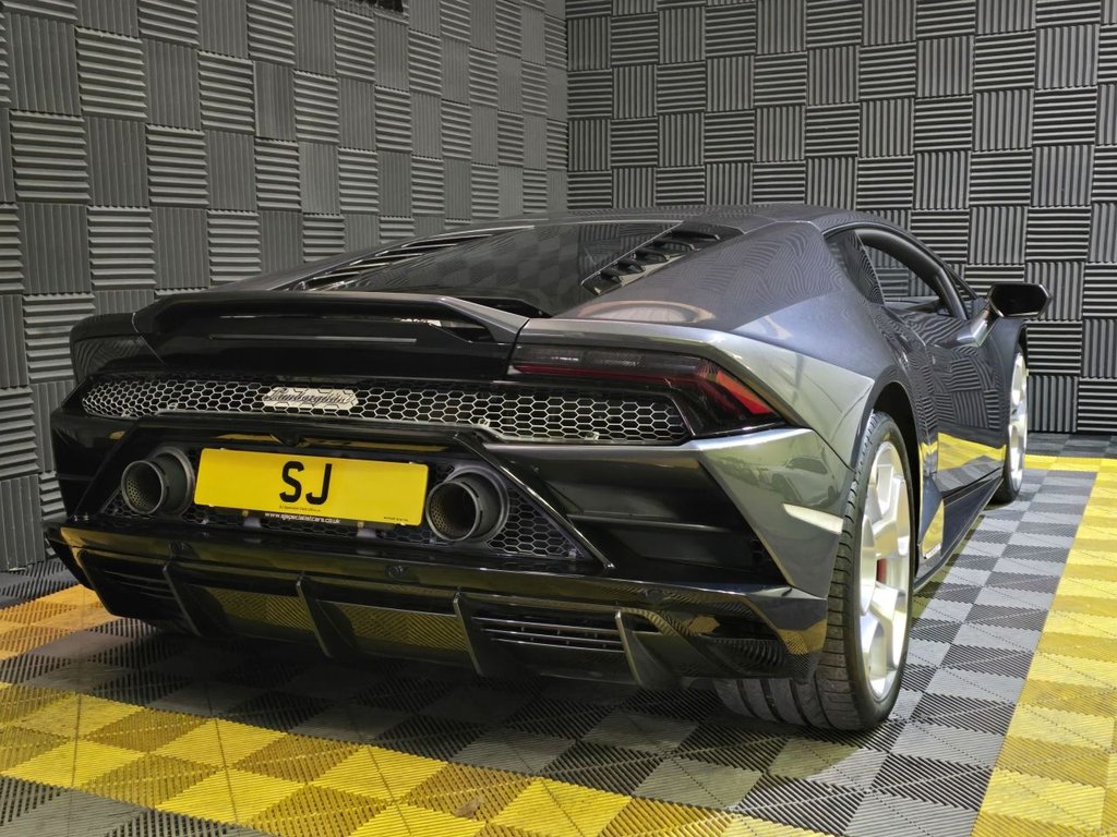 Used Lamborghini Huracan 2022 for sale - 77990714: Photo 11