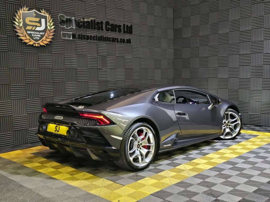 Used Lamborghini Huracan 2022 for sale - 77990714: Photo 13