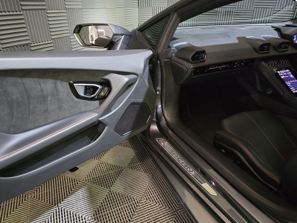 Used Lamborghini Huracan 2022 for sale - 77990714: Photo 28