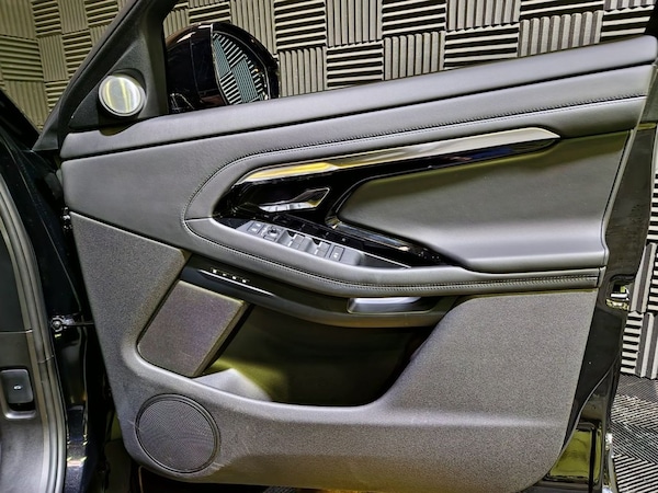 Used Land Rover Range Rover Evoque 2023 for sale - 76236188: Photo 24