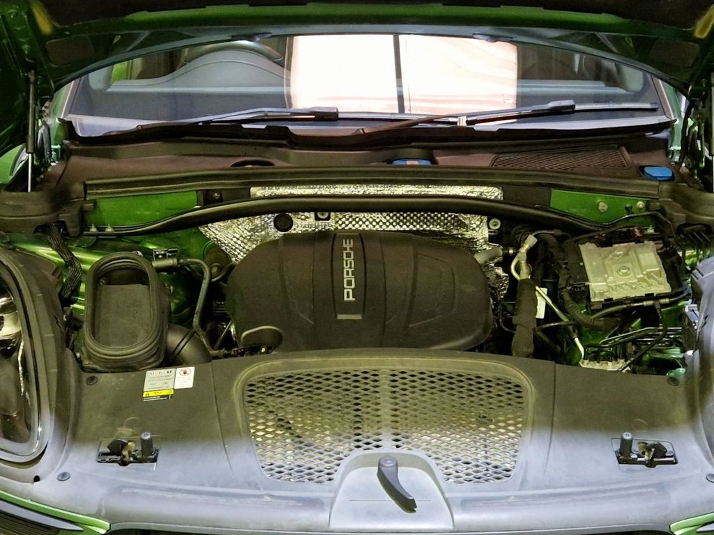 Used Porsche Macan 2021 for sale - 76406885: Photo 14