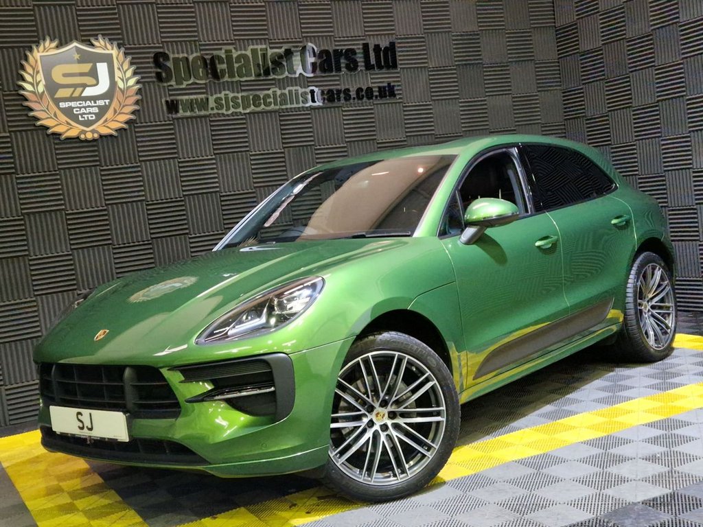 Used Porsche Macan 2021 for sale - 76406885: Photo 2