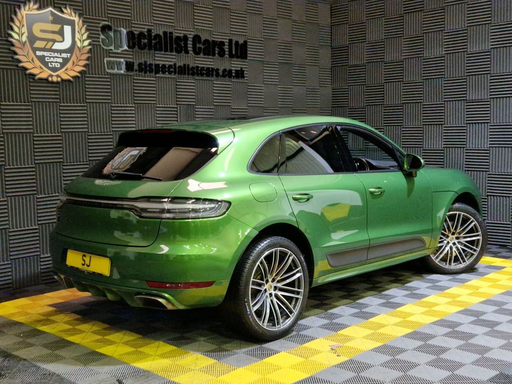 Used Porsche Macan 2021 for sale - 76406885: Photo 24