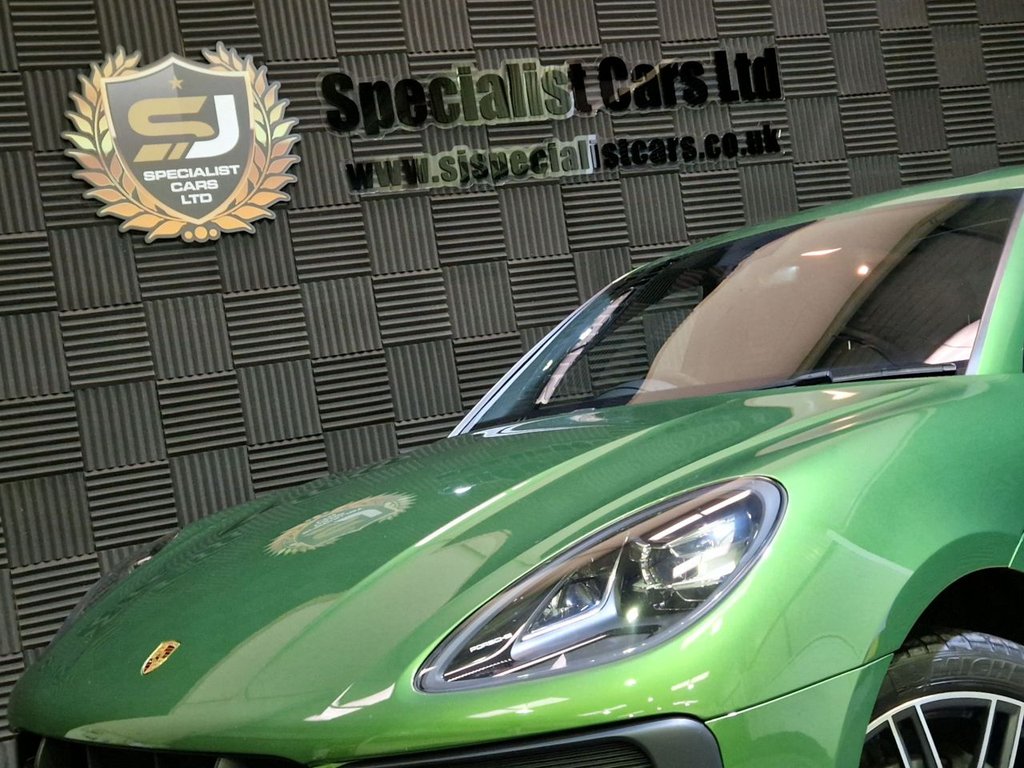 Used Porsche Macan 2021 for sale - 76406885: Photo 7