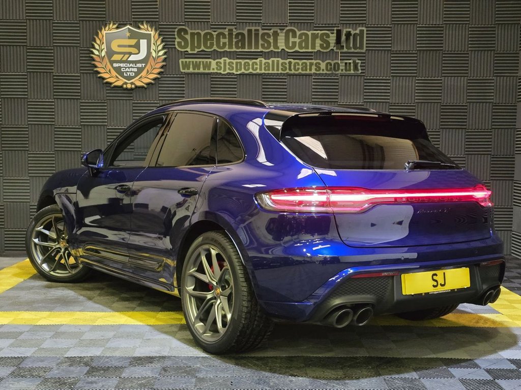 Used Porsche Macan 2025 for sale - 77642596: Photo 3