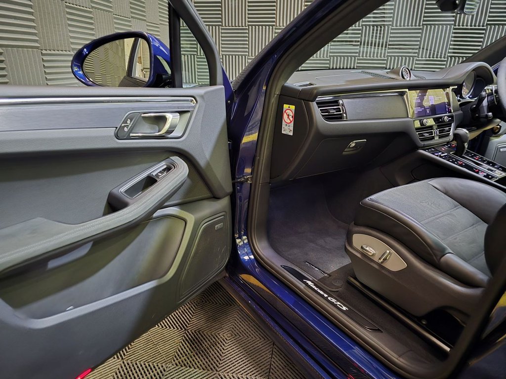 Used Porsche Macan 2025 for sale - 77642596: Photo 8