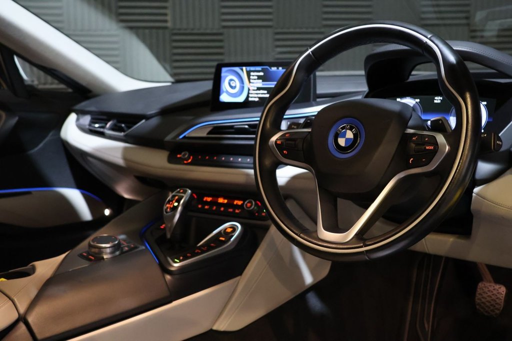 Used BMW i8 2017 for sale - 76768184: Photo 11