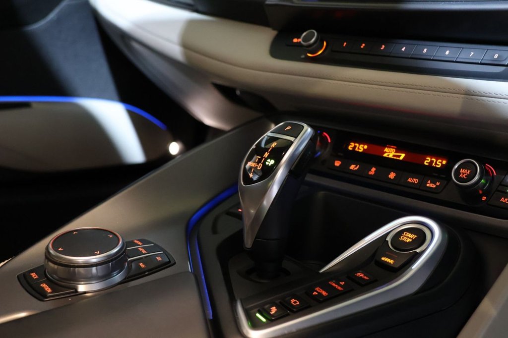 Used BMW i8 2017 for sale - 76768184: Photo 12