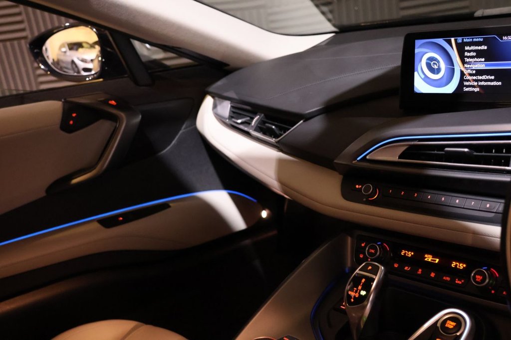 Used BMW i8 2017 for sale - 76768184: Photo 14