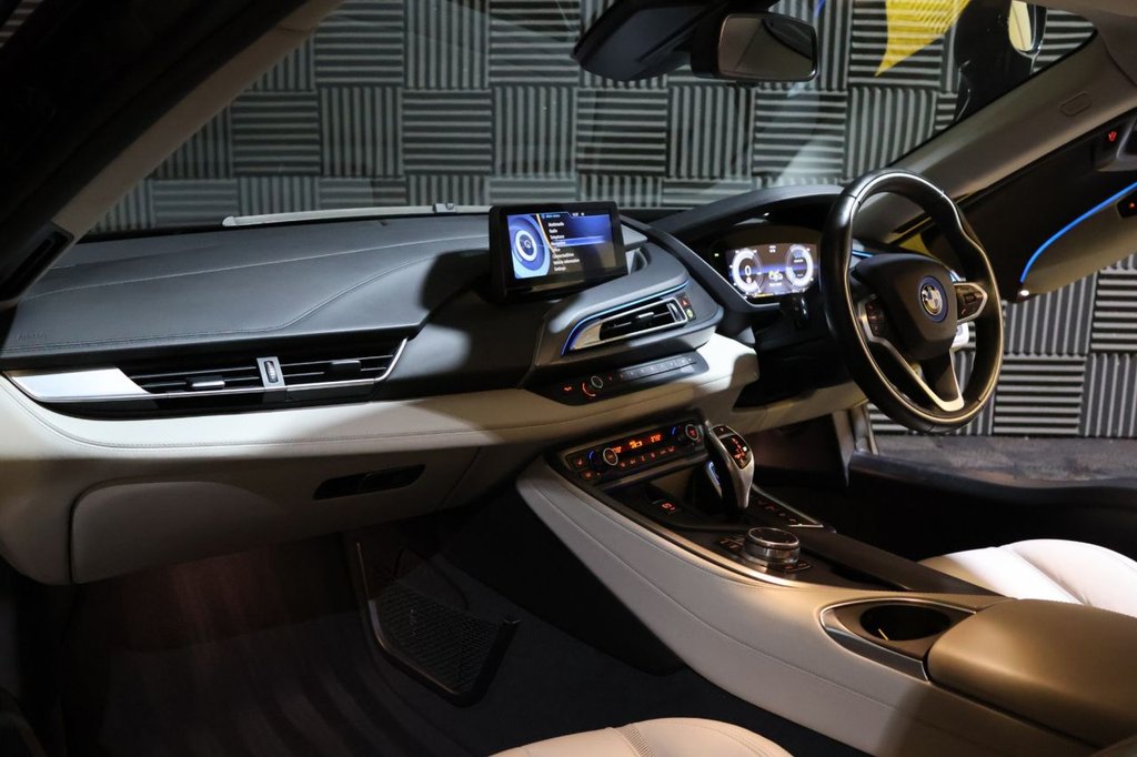 Used BMW i8 2017 for sale - 76768184: Photo 16