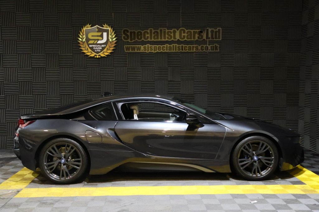 Used BMW i8 2017 for sale - 76768184: Photo 2