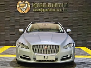 Used Jaguar XJ 2017 for sale - 75727623: Photo
