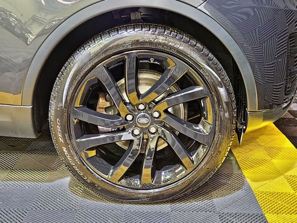 Used Land Rover Discovery 2018 for sale - 76185046: Photo 28