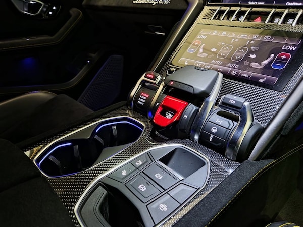 Used Lamborghini Urus 2023 for sale - 75548886: Photo 21