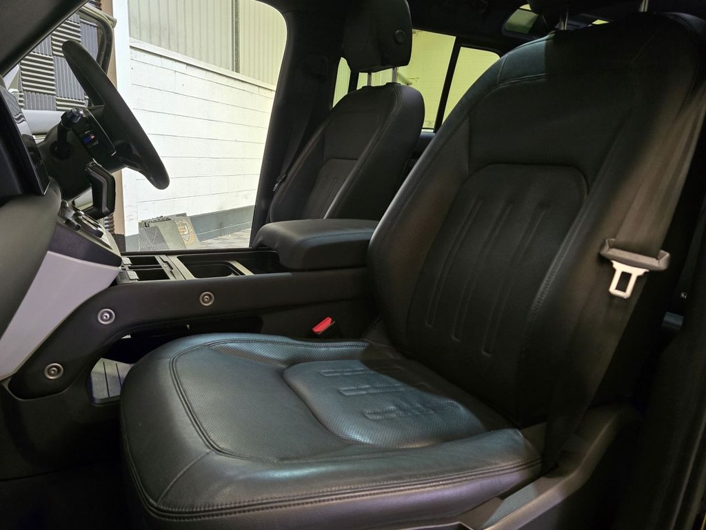 Used Land Rover Defender 2021 for sale - 78200129: Photo 11