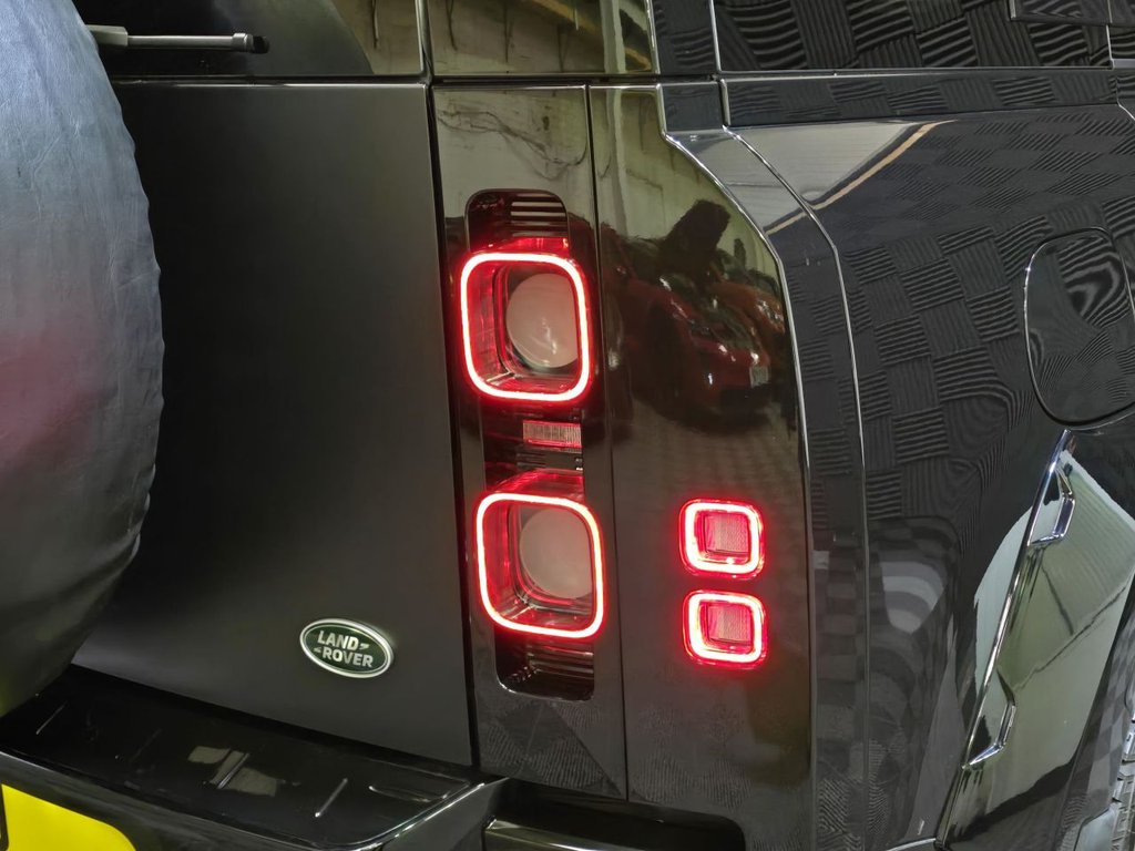 Used Land Rover Defender 2021 for sale - 78200129: Photo 23